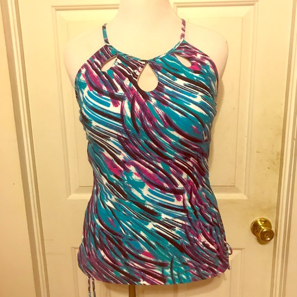 Sunshine Zone Other - NWOT Sunshine Zone Tankini Swimwear Top Size 14